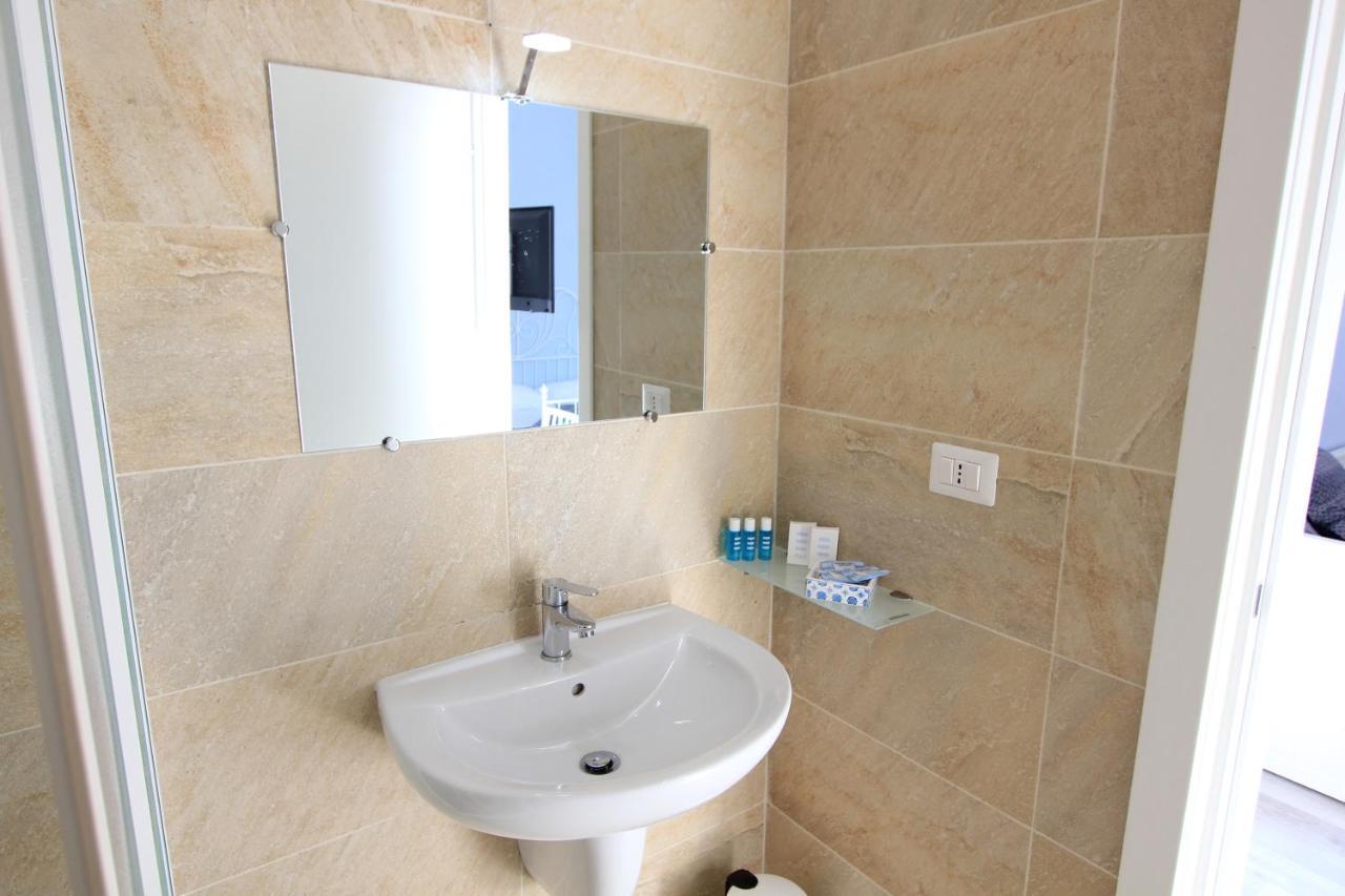 فورميا B&B Vitruvio Suites المظهر الخارجي الصورة